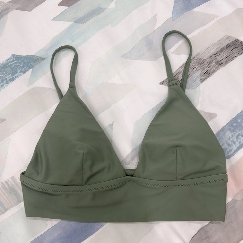 Bathing suit top